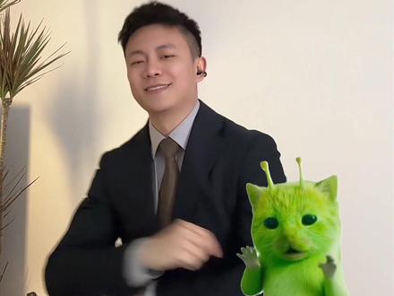 免费素材还不快快保存下来#小鸡舞挑战 #外星小绿猫舞姿真的很曼妙