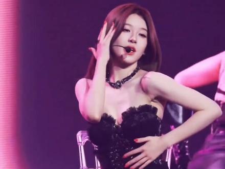 赵露思泰国演唱会,娇贵漂亮又实力卓绝的女王从不在意谁的死活#赵露思 #赵露思泰国演唱会 #赵露 #曼谷演唱会