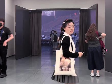 今天才有时间把视频整理出来,我发现每首歌都会唱哎@天线宝宝 1580的票我硬是唱回了1500😂哈哈哈#一场关于青春的演唱会 #徐良坏女孩 #徐良时间折叠