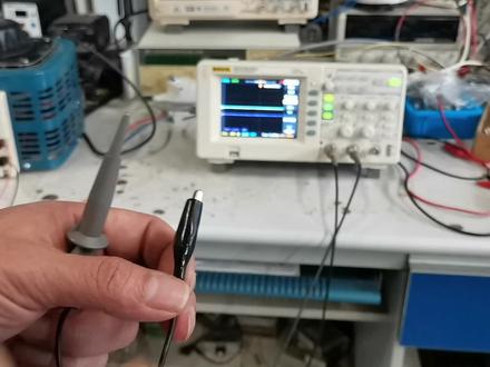 如何用示波器测市电波形,一起学电工电子为你演示!