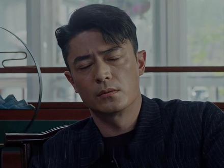 从富豪到落魄,表面被踢出商业圈,暗地里为兄弟谋划布局 #轻年 #霍建华 #田雨 #追剧 #2025影娱年终大赏