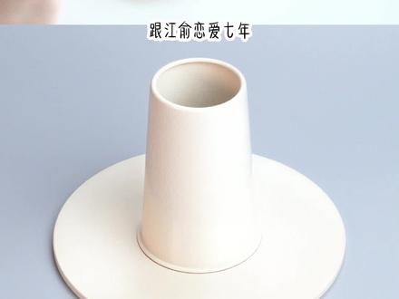 《替换婆婆》长篇版~一次看个爽系列,原文已完结#拒绝恋爱脑 拒绝恋爱脑后续 跟江俞恋爱七年,他却跟我闺蜜滚到了一起。#我变成了自己的婆婆 我变成了自己的婆婆后续 #江俞白柔 江俞白柔后续#江俞顾娇娇白柔 江俞顾娇娇白柔后续 #江俞顾娇娇白柔小说 小说 推文 每日推荐 今日推文 小说推荐
跟江俞恋爱七年,他却跟我闺蜜滚到了一起。正当我闺蜜兴高采烈地准备嫁入豪门时,我穿越了。穿成了江俞他妈,我闺蜜的未来婆婆。当晚我高兴的都没睡着。眼瞎恋爱脑是吗?行,大号废了练小号。心机小白花?装无辜装可怜是吗?行,我也当一回恶婆婆。家宴上,江俞来了,他身边还牵着一个女人。女人穿着精致的白色长裙、化着浅淡的妆容,一双楚楚可怜的眸子显得整个人格外单巧。但只有我知道,眼前的女人可不是什么善茬。妥妥的一朵心机白莲花。「妈,这是我女朋友白柔,我想跟她结婚。」