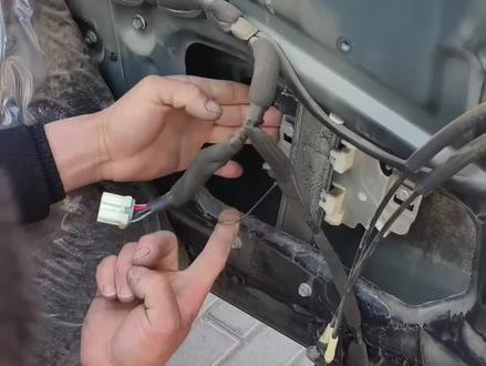 钢丝绳断了 玻璃关不上#智慧汽修保养 #同城修车养车 #附近修车的 #汽配城智慧汽修保养 #升降器