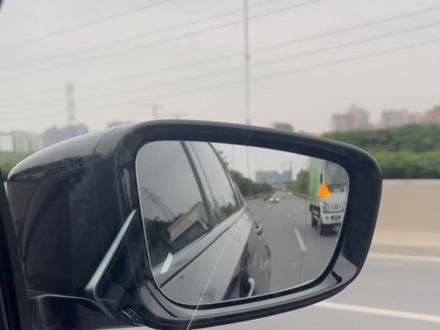 宝马iD8系统能改升级原厂变道警告,你们觉得变道警告这个功能有用吗?#宝马 #新3系 #宝马改装 #宝马原厂升级 #深圳宝马改装