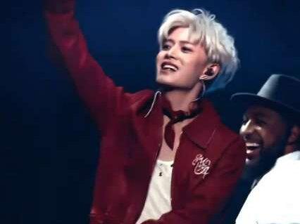 好想念这只跳舞的金毛🐱了🥺
#金发 #舞台 #任耀希