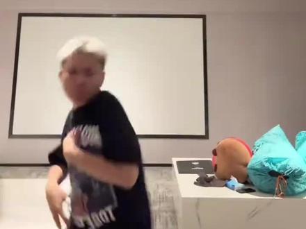 早期吴世勋跳舞#danking