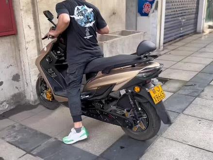 碣石电摩:那些所谓的伪高速电摩全是渣渣……#秦大头 #碣石电摩 #豫玛电机 #电动车 #测评