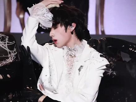 #橹穆 #王橹杰 #穆祉丞 你说的没错王橹杰,爱就是世界上最伟大的魔法#祝你星途璀璨