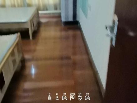振泰小区
220平5房都有床
复式两层