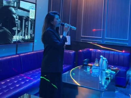 #第一滴泪 #动力火车 #热门 #ktv #随性 @抖音小助手