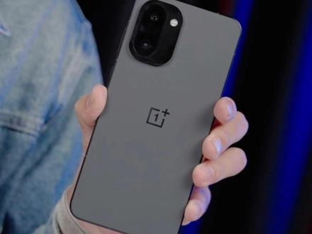 我替你们试过了,手游党真可以考虑一加Ace 6T#游戏手机 #性能旗舰 #手机国补 #游戏助手 #一加Ace6T