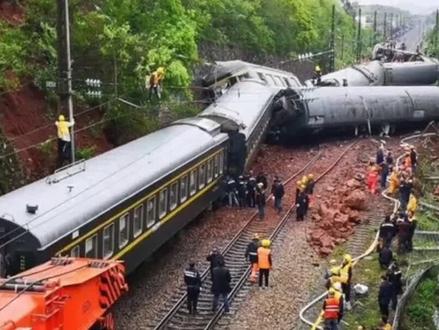 活生生的生命一眨眼就没了