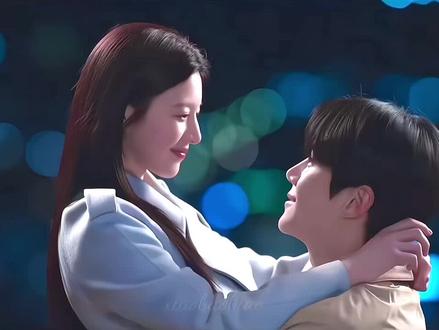 这场吻戏特别温柔自然 完全小情侣来的🥹#高允真 #金宣虎 #爱情怎么翻译