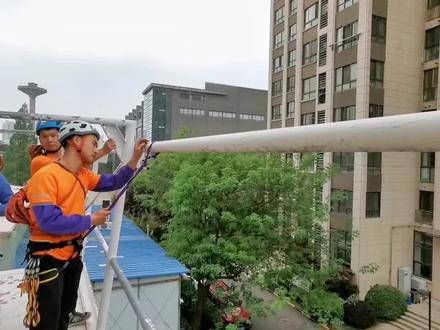人工场地保护站设置与下降