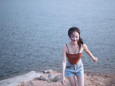 你问我为什么顽固而专一
