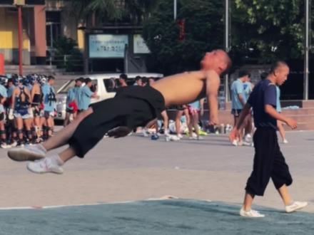 少林功夫:拳法:地躺拳#武术