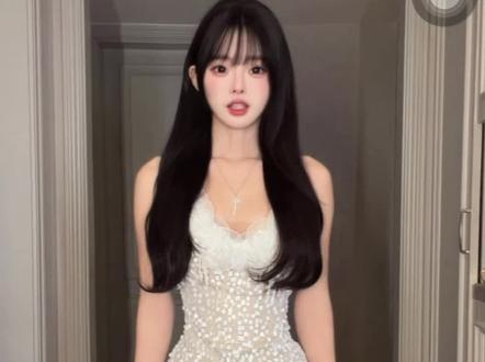 豆包你认真的吗#豆包穿搭分享 #当我问AI新年怎么穿最红 #AI说啥我穿啥