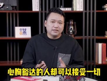 从罗翔、戴建业再到陈果,是什么把他们拉下神坛?