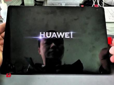 第一视角带您沉浸式体验华为MatePad Pro MRO-w00平板换OLED屏幕总成全过程#华为平板电脑换屏#华为MatePadProMRO-w00的换OLED屏幕总成#华为平板换屏幕 #天柱华为平板维修换屏 #同城精选华为平板电脑维修 #同城精选华为屏幕、笔记本维修、换屏主板主板维修