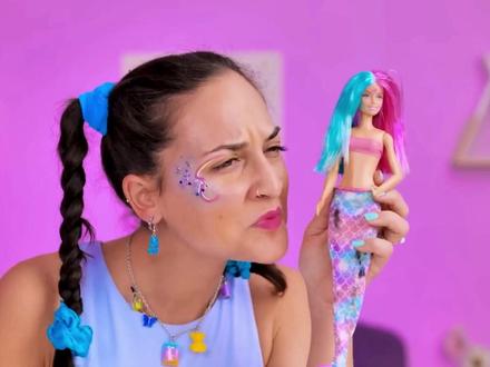 如果你有好多芭比娃娃?第一视角带你体验化妆改造芭比!#第一视角 #芭比 #娃娃 #改造 #化妆