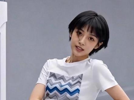 不是揽胜买不起,是大湾区揽胜更有性价比、小鹏GX年后登场!#小鹏GX #小鹏汽车 #虚七女孩的车库