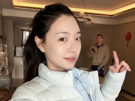 今年立下一个健身flag 💪 #日常vlog #健身打卡 #黄炎傅潇倩 #普拉提