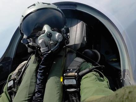 听说都在炫“梦中情车”? #热点 #长城炮 #长城炮梗还得看硬核版 (视频:吴龙、郝虎南)