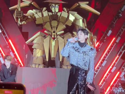 迪总带着十万人万岁山已就位#高迪 #万岁山武侠城