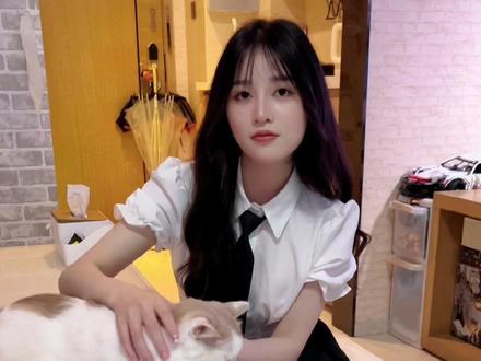 猫咪后空翻来啦!猫咪尽力了,我也尽力了…#记录猫咪日常 #傻猫的日常 #喵界祖师爷