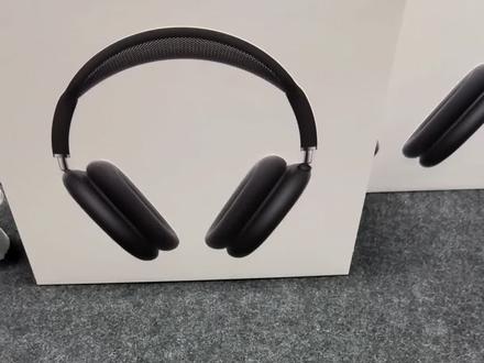AirPodsPro3使用教程!苹果设备不同系统使用有区别吗?安卓设备怎么连接呢?一条视频告诉你,如何使用AirPodsPro3,华强北Pro3定制版#华强北 #AirPodsPro3 #降噪耳机 #华强北Pro3 #定制版