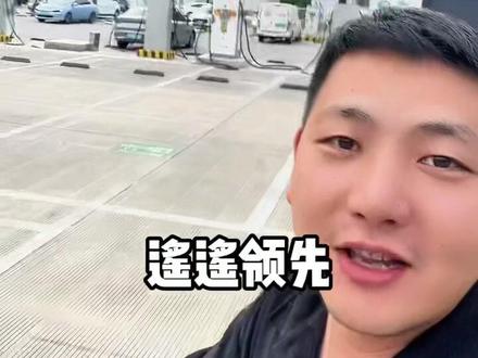 全程看完华为问界M7发布会!为何不出纯电!反而:退而求其次去搞增程?#问界m7 #抖音汽车 #新能源汽车 #充电站 #华为液冷超充 @DOU+小助手