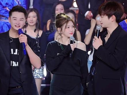 可爱的娇娇#昊翰 @昊瀚培训号 @娇娇🥟⁵²⁹⁹