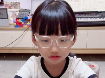 不懂就问,这个蜘蛛怎么蟹里蟹气的?#手工 #手工折纸 #剪纸 #万万想不到 #蜘蛛剪纸