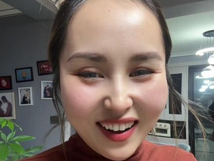 #笑不活了!居然有人把我这话理解成买馕的时候,说阿囊斯给有赠品,还说下次一定跟师傅说清楚。我真服了,我压根不是这意思啊!重点是在新疆千万别乱讲这话,不然真的会挨骂的!
