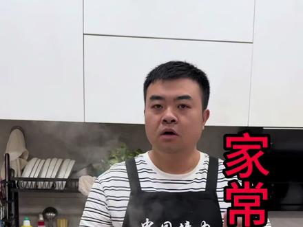 炒面不会做的朋友们可以试试我这个方法。今天分享鸡蛋炒面。@天门谋哥(日常) #面条 #吃面 #炒面