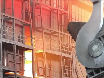 中国钢铁新规引全球震动!从明年起买中国钢铁得“凭票”! #热点 #出口 #钢价走势 #行情分析 #钢材市场