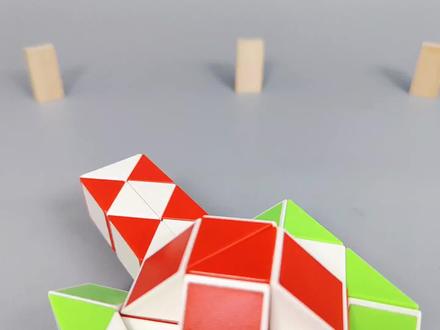 准备好两根24段魔尺,一起折坦克玩吧#儿童思维训练 #让孩子远离手机 #专注力培养 #动手动脑 #想象力丰富的孩子