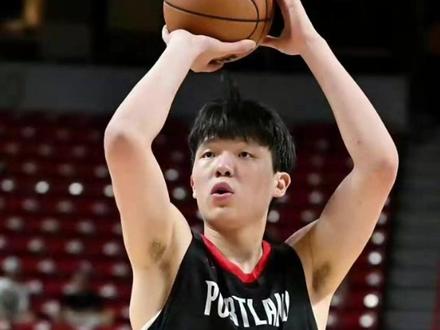 齐鲁时评:汗水喂出来的天赋最能打 山东籍球员杨瀚森NBA首秀交出完美答卷#杨瀚森 #nba #篮球🏀