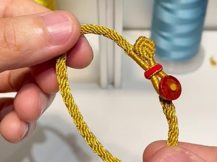 不是黄金买不起,是编“金手镯”更有性价比!#手工 #黄金 #编绳教程简单易学 #创作者中心 #创作灵感