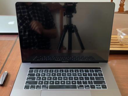 固态U盘苹果电脑的虚拟机魔兽win10测试 #固态U盘 #虚拟机 #windows #苹果电脑 #魔兽世界