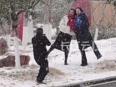 雪越下越大!途经湖北十堰的这些列车临时停运