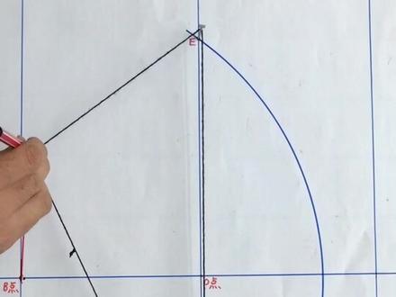 木工绳子画鸭蛋圆,如何确定钉子位置,涨知识了