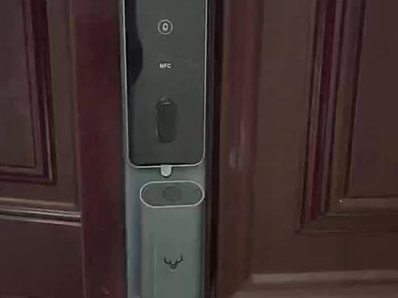 鹿客sv40
✅ 指静脉开锁
✅ 钥匙开锁
✅ 密码开锁
✅ NFC卡开锁
✅ 手机蓝牙开锁
✅ 远程临时密码
✅ 联动米家