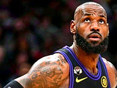 1日内遭2大打击!湖人只能豪赌买断市场了?还好里夫斯准备复出了#nba #湖人 #詹姆斯 #东契奇 #科比