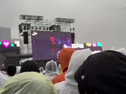 这种视频终于到我剪了吗
好命苦
#音乐节 #佛山草莓音乐节 #摇滚