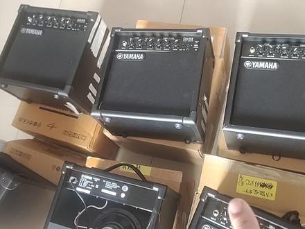 雅马哈GA15II 全新,微瑕!电吉他专用音箱。300一台。