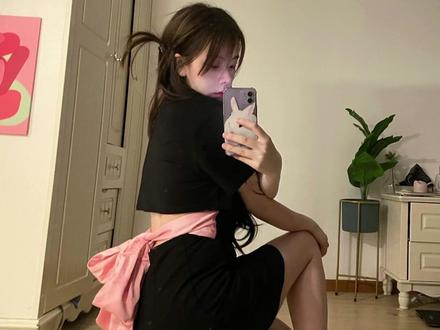 耶 这根呆毛好戳我 #甜辣妹 #ootd #水源千鹤发型