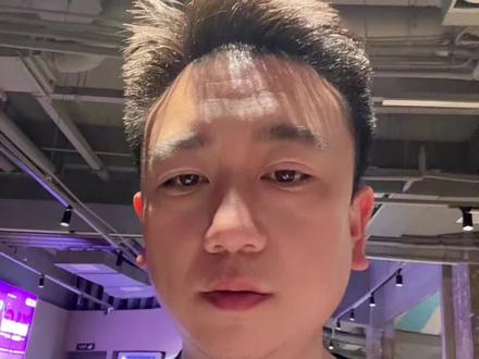 永州 CMG 邀请赛,一定要注意以下三点!
1,买票平台从大麦转猫眼了!今天(1月16日周五)早上 11 点开抢!2,票可以尽量的让给外地游客!3,只有线上渠道买票,CCTV5 全链路直播!
#湘超 #CMG #永州 #CCTV5 #足球的魅力