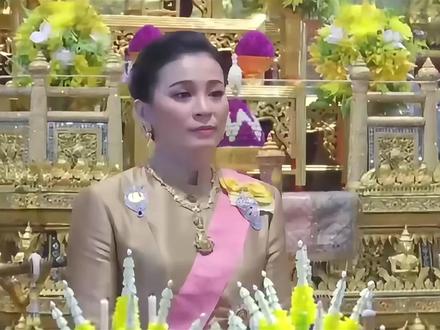 苏提达当了6年王后,跟瑞士幼子母子分离,西拉米才是最终赢家