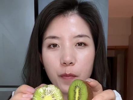 徐香和翠香猕猴桃你们喜欢吃哪个 #翠香猕猴桃